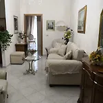 Lägenhet Casa Zia Pina Caronia